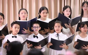 Gió Xanh - Dàn hợp xướng cộng đồng kết nối gia đình nhiều thế hệ