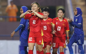 Đội tuyển nữ Việt Nam và cơn 'mưa bàn thắng' trên sân Việt Trì