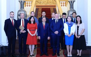  Tăng cường tình hữu nghị Việt Nam - Hungary