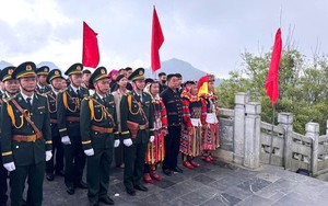 Tạm dừng đón khách tham quan Cột cờ Lũng Cú để tu bổ, tôn tạo