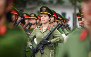 Chiến sĩ Công an nỗ lực tập luyện cho Lễ diễu binh mừng 80 năm Quốc khánh 2/9