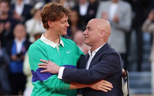 Jannik Sinner thừa nhận muốn 'xóa sạch ký ức về trận chung kết Roland Garros'