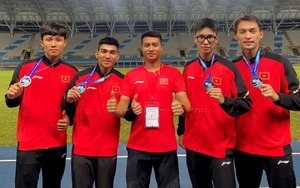 Tổ tiếp sức 4x400m nam điền kinh Việt Nam phá kỷ lục quốc gia và giành HCB châu Á