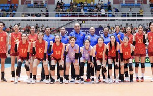 Tuyển bóng chuyền nữ Việt Nam thay đổi đội hình xuất phát ở trận đấu quyết định ngôi đầu bảng