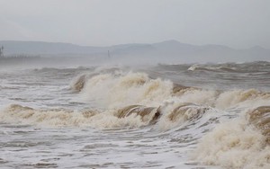 Cảnh báo sớm vùng áp thấp có khả năng mạnh lên thành bão