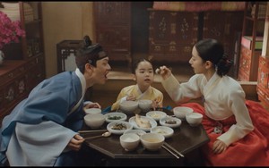 "Cung điện ma ám" kết thúc với tỷ suất xem đỉnh cao, trở thành hiện tượng toàn cầu