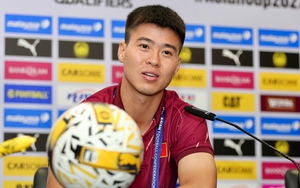 Trung vệ Duy Mạnh: ‘Tôi từng chặn đứng Man United, giờ là Malaysia’