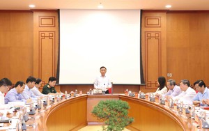 Thường trực Ban Bí thư chủ trì giao ban với các ban đảng, 4 văn phòng, đảng ủy, cơ quan, đoàn thể Trung ương