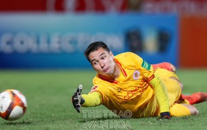 Thủ môn Filip Nguyễn vắng mặt trong Đội hình xuất sắc nhất V-League, 2 ngôi sao Việt kiều được lựa chọn