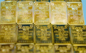 Giá vàng tăng khi lo ngại về thỏa thuận thương mại Mỹ gia tăng