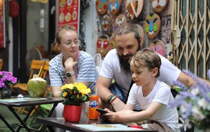 Siết chặt an ninh, an toàn tại phố đường tàu Khâm Thiên - Lê Duẩn