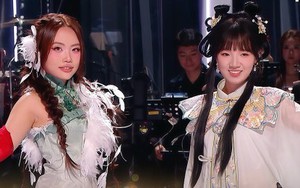 Phương Mỹ Chi 'gây bão' khi trình diễn cải lương trên sân khấu "Sing! Asia 2025"