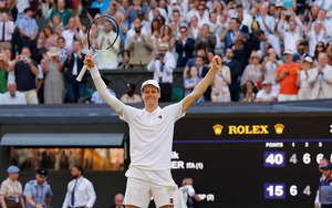 Ngược dòng ngoạn mục trước Alcaraz, Sinner vô địch Wimbledon 2025