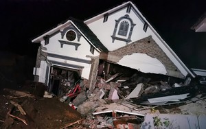 Sạt lở đất trong đêm ở Lào Cai khiến 5 người thương vong