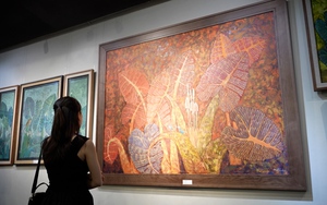 Khi hội họa là tiếng nói của tình yêu không ranh giới