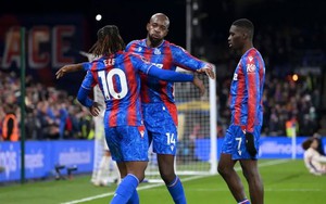 Crystal Palace bị giáng xuống Europa Conference League là thất bại của bóng đá 