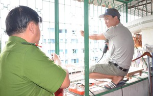 Cư dân chung cư TP HCM đồng loạt tháo dỡ “chuồng cọp”