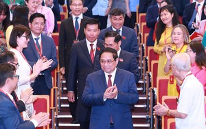 Thủ tướng dự Phạm Minh Chính Đại hội Đảng bộ Bộ Ngoại giao nhiệm kỳ 2025-2030