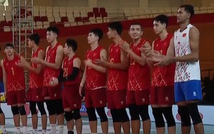 Ngỡ ngàng với libero cao nhất lịch sử bóng chuyền Việt Nam, bật nhảy hơn 3m và từng 2 lần xuất ngoại