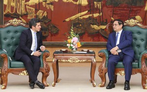 Thủ tướng Phạm Minh Chính: Đề nghị FTSE Russell giúp đưa thị trường chứng khoán Việt Nam vào nhóm mới nổi