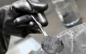 Mỹ áp thuế 160% đối với vật liệu pin nhập khẩu từ Trung Quốc