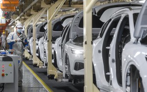 Trung Quốc: Nhiều giải pháp khuyến khích người dân chuyển đổi sang xe điện