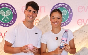 Alcaraz gọi 'người tình tin đồn' là bà chủ, sẵn sàng làm bất cứ gì được yêu cầu khi cùng đánh đôi