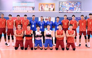 Tuyển bóng chuyền Việt Nam chính thức giành ngôi á quân SEA V.League 2025 chặng 2