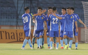 CLB Quảng Nam sáp nhập với SHB Đà Nẵng, V-League 2025/26 chỉ còn 13 đội?