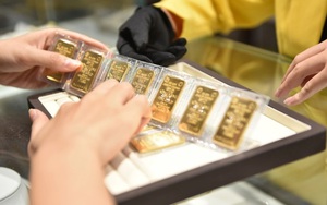 Giá vàng hôm nay 21/7: Vẫn đang chờ các tín hiệu mới