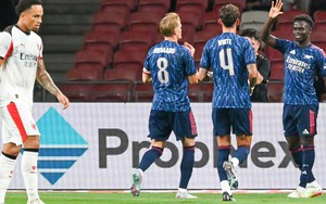 Arsenal thắng tối thiểu Milan, nhưng thua luân lưu vì quy định lạ ở giải giao hữu tại Singapore