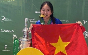 Nữ VĐV 17 tuổi trở thành người Việt Nam đầu tiên vô địch pickleball thế giới