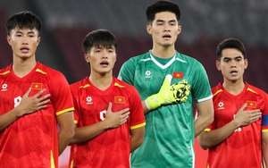 Tin nóng bóng đá Việt hôm nay 24/7: U23 Việt Nam dẫn đầu thống kê bất ngờ; Hậu vệ Việt kiều ra mắt CAHN