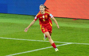 Từ giường bệnh tới người hùng đưa Tây Ban Nha vào chung kết EURO, ngôi sao 27 tuổi làm điều thần kỳ