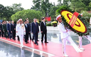 Lãnh đạo Đảng, Nhà nước tưởng niệm các Anh hùng liệt sĩ