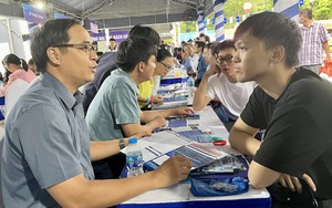 Tuyển sinh Đại học 2025: Nhiều trường giảm mạnh điểm sàn xét tuyển