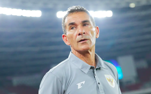 HLV Indonesia mất giọng vì la hét, trợ lý đánh giá cao U23 Việt Nam