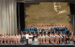 Đêm nhạc 'Cho muôn đời sau': Bản trường ca Hoàng Vân trong lòng Tổ quốc