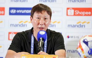 HLV Kim Sang Sik: ‘Gặp đối thủ nào, U23 Việt Nam cũng tự tin’