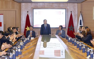 Chủ tịch Quốc hội Trần Thanh Mẫn dự tọa đàm về chính sách thúc đẩy hợp tác Việt Nam-Maroc