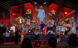 Chương trình nghệ thuật "Côn Đảo - Bản hùng ca bất tử"