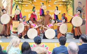 Khai mạc Lễ hội Văn hóa “Việt Nam - Sắc màu từ miền nhiệt đới” tại Nga