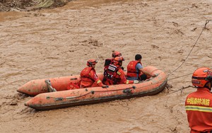 Trung Quốc ban hành cảnh báo mức cao nhất về nguy cơ lũ quét và sạt lở đất