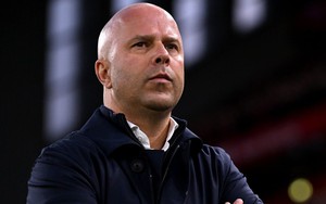 Cafe đầu tuần: Liverpool đã tiêu tiền như một nhà vô địch