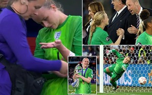 Thủ môn tuyển nữ Anh mang 'phao' vào loạt đá 11m theo cách khó tin, giúp đội nhà lại vô địch châu Âu