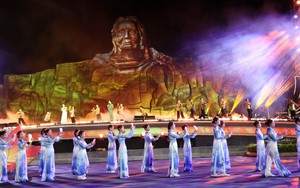 Gìn giữ và lan tỏa ký ức lịch sử qua “Câu chuyện thời hoa lửa”