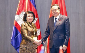 Chủ tịch Quốc hội Trần Thanh Mẫn hội kiến Chủ tịch Quốc hội Campuchia