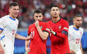 Cristiano Ronaldo gửi thông điệp đầy xúc động tới người đồng đội xấu số Diogo Jota