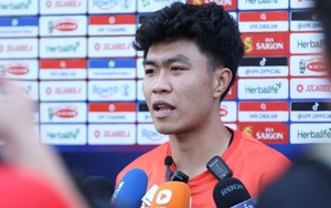 HLV Kim Sang Sik đưa 'sao' trẻ HAGL ra ánh sáng