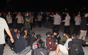 Hàng chục CĐV Indonesia bị bắt vì ẩu đả sau trận chung kết của U23 Việt Nam, cảnh sát khuyên người dân phải giữ tinh thần thể thao